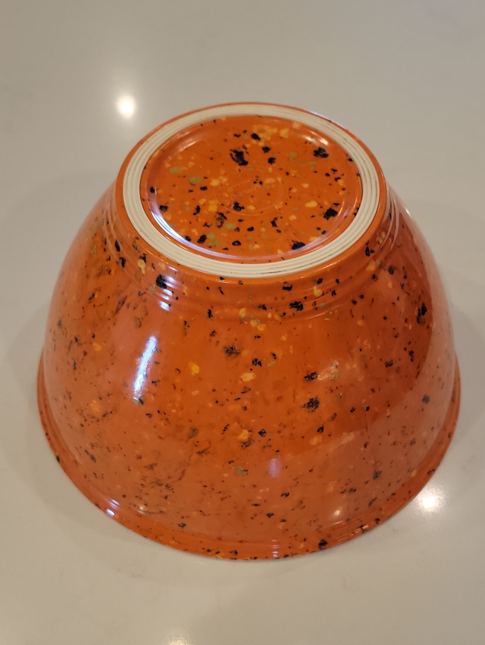 Vintage Confetti Orange Large Mixing/ Serving Bowl - Picture 3 of 5